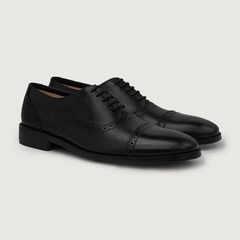 Greyson Brogues Oxford Black Leather Shoes For Men in Black Full-Grain Leather - Lateral Side Profile View | Buy Online