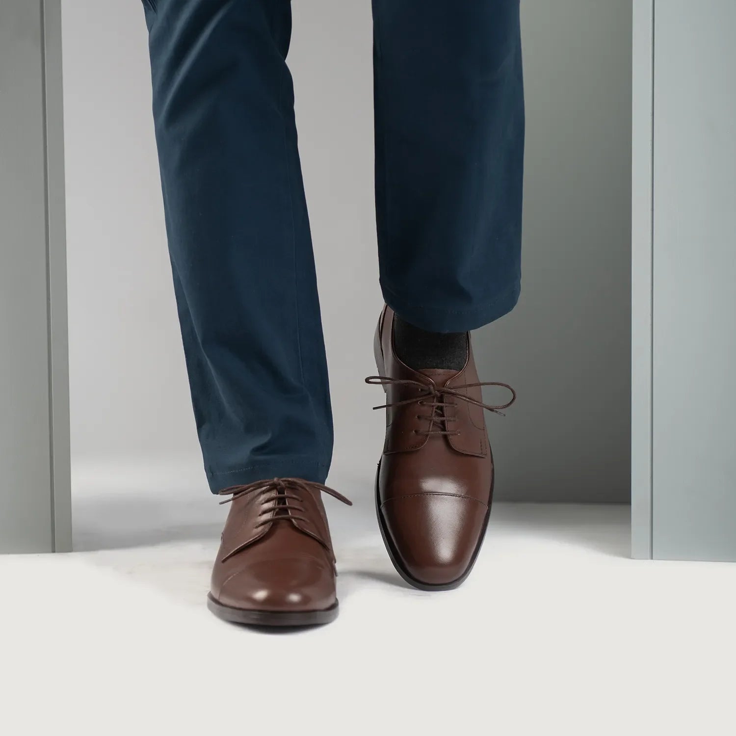 Orlaven Attorney Derby Brown Leather Shoes footwear image 7