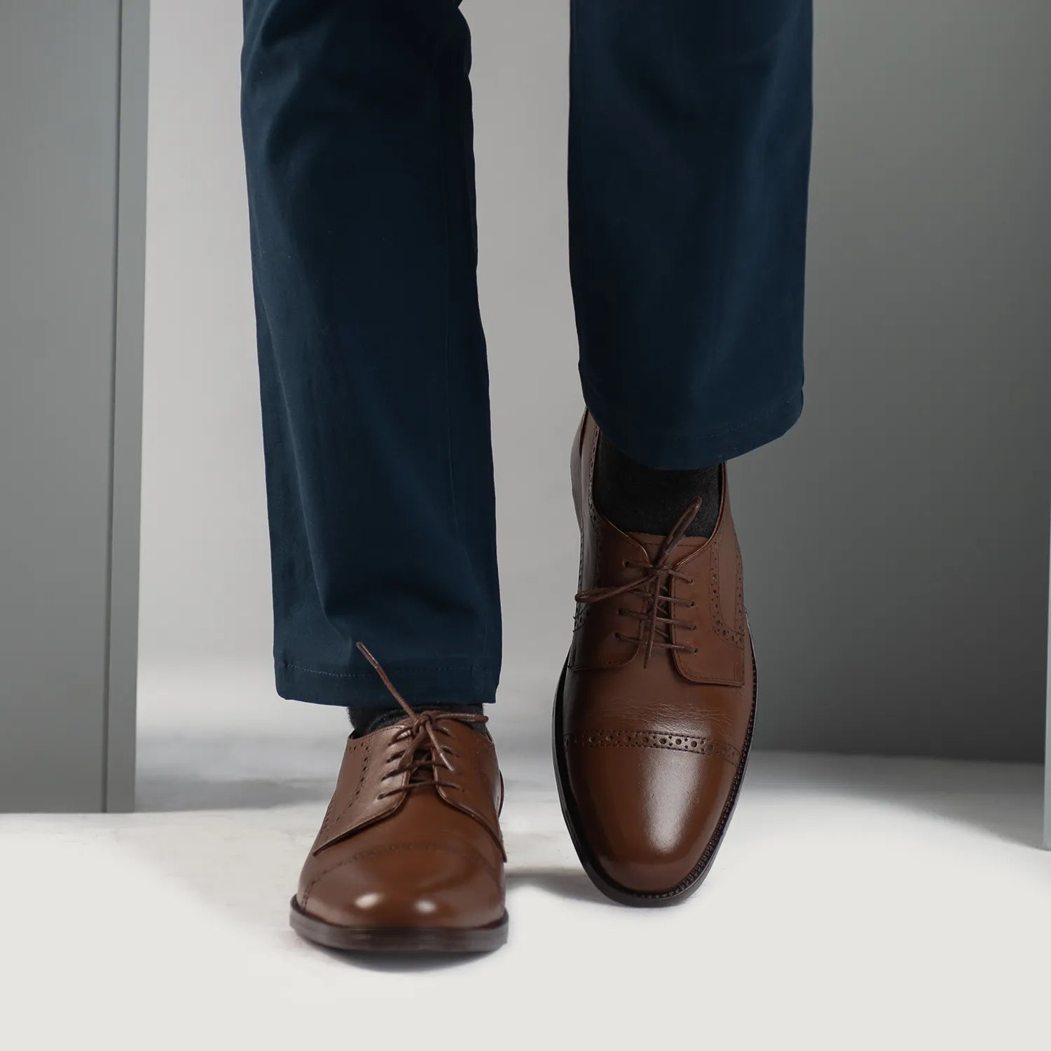 Orlaven Dirk Brogues Derby Brown Leather Shoes footwear image 7