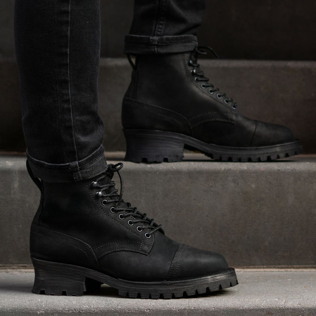 Orlaven Challenger | Black Matte footwear image 9