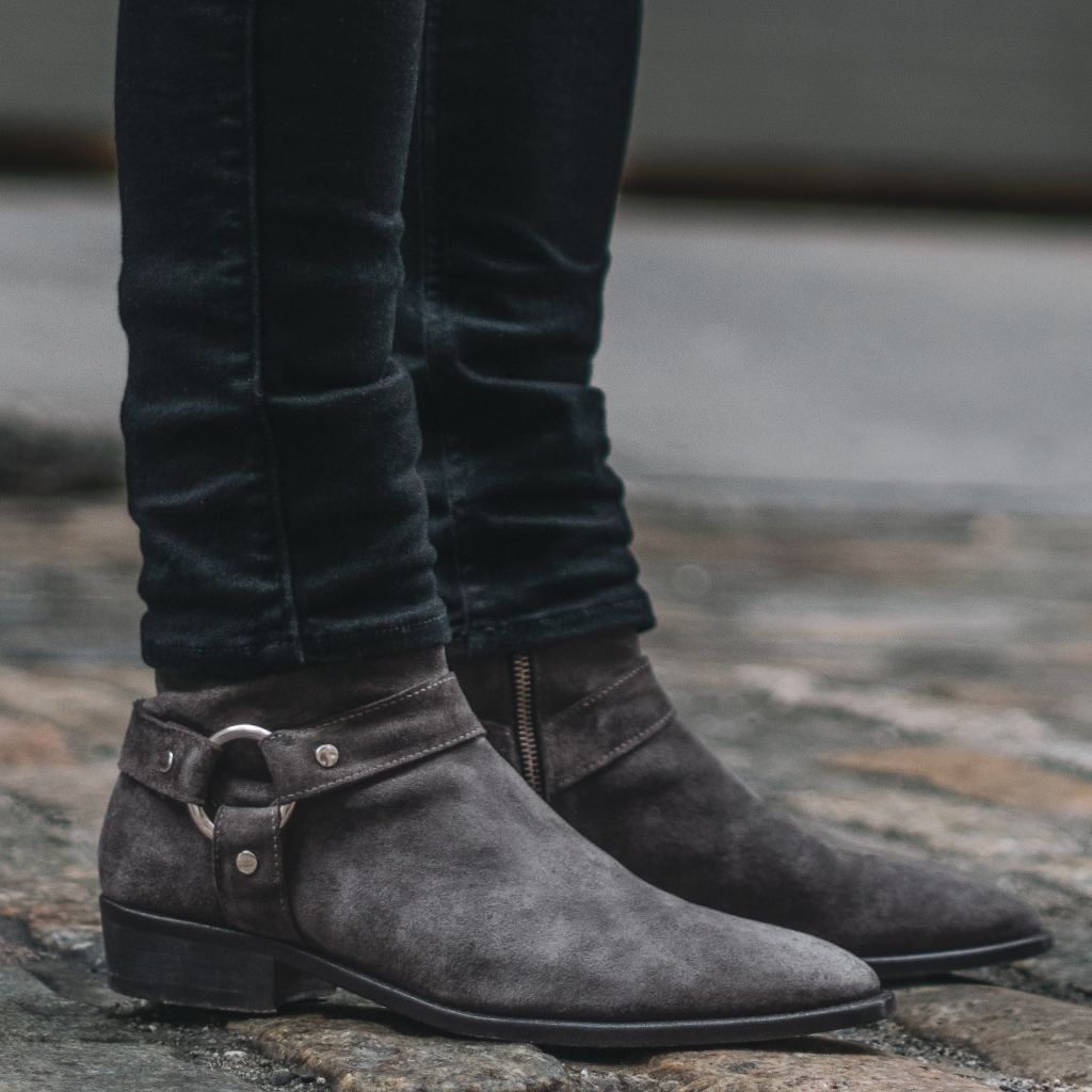 Orlaven Harness | Grey Suede footwear image 6