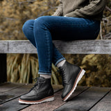 Cushioned Leather Insole & Ergonomic Arch Support Construction Detail