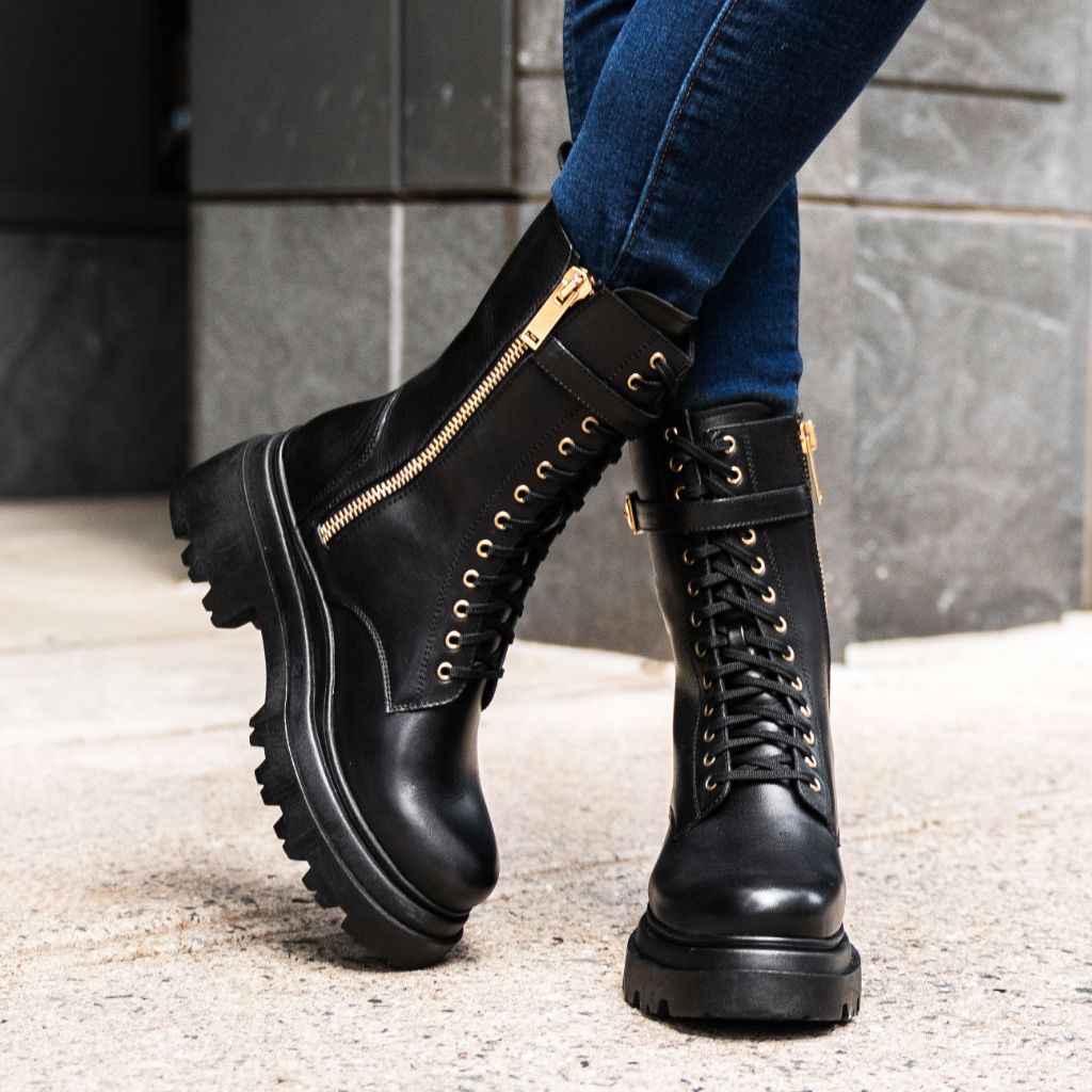 Orlaven Fatale | Black & Gold footwear image 7
