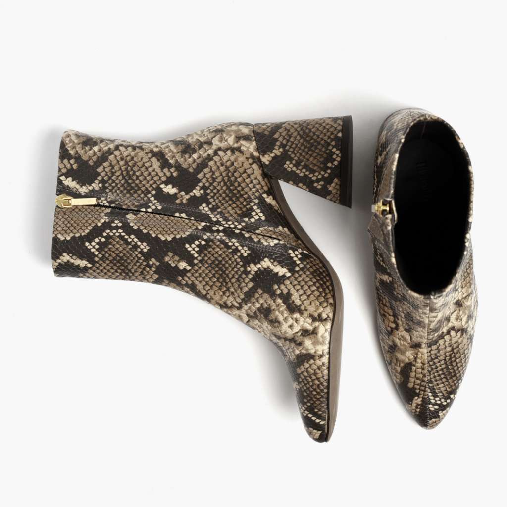Orlaven Heartbreaker | Snake Print footwear image 4