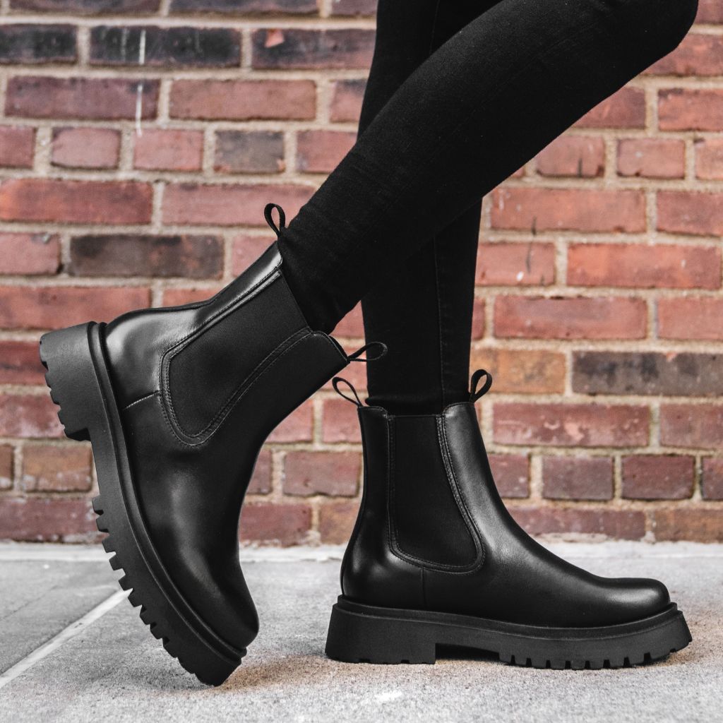 Orlaven Legend Platform | Black footwear image 6