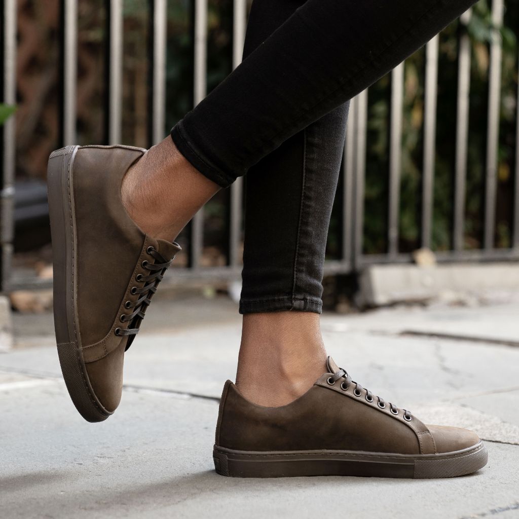 Orlaven Women's Premier Low Top | Tobacco footwear image 6