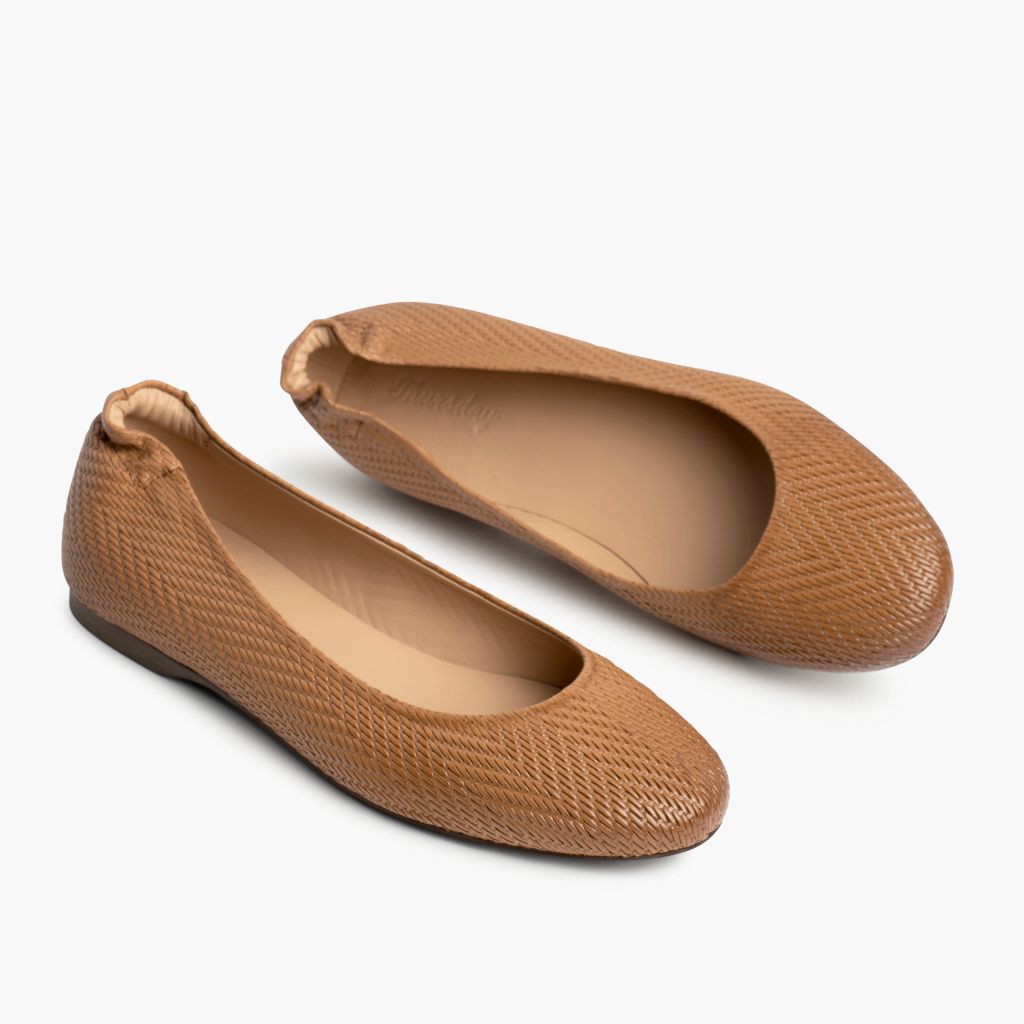 Orlaven Scrunch | Tan Embossed footwear image 4