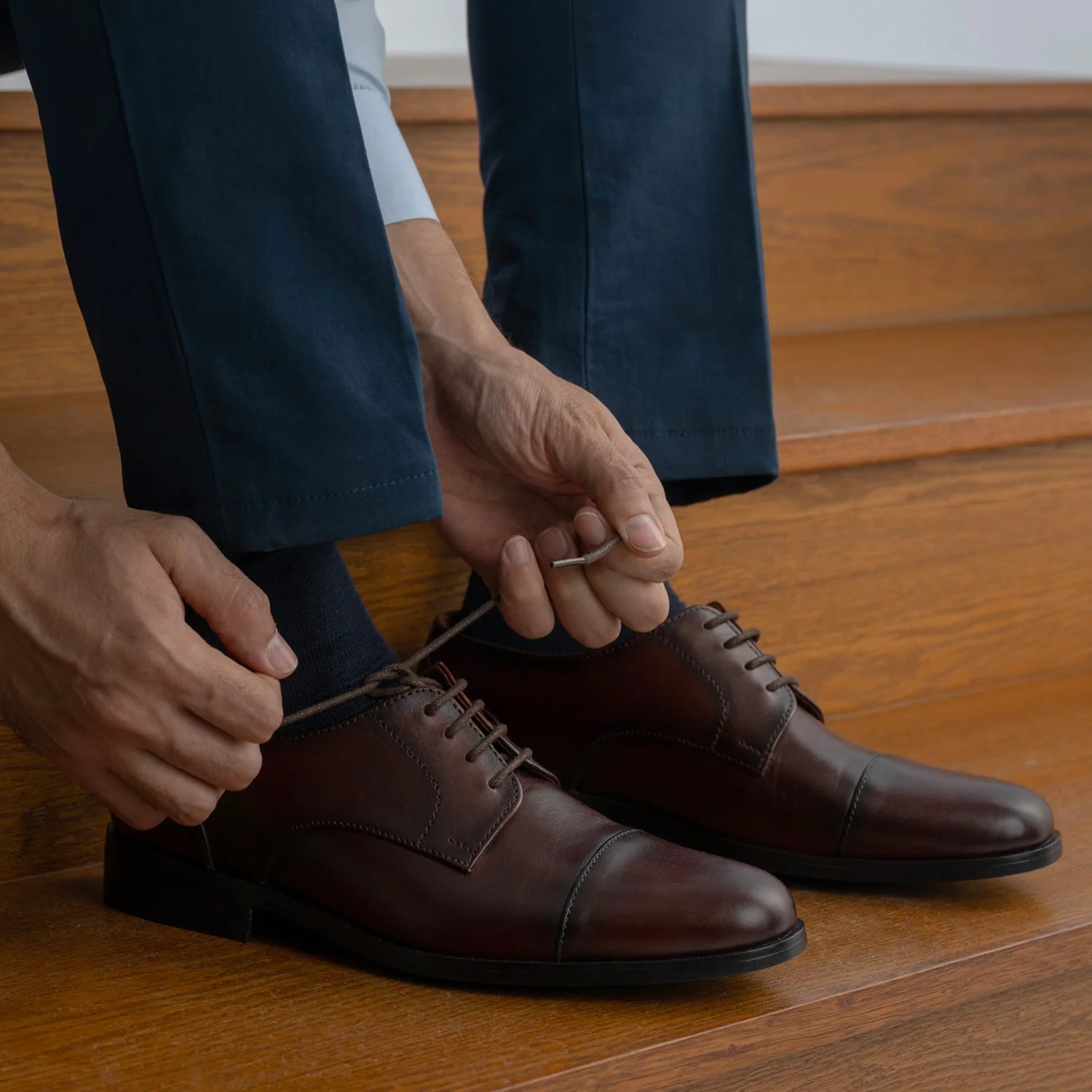 Orlaven Attorney Derby Burnished Brown Leather Shoes - StudGuard footwear image 10