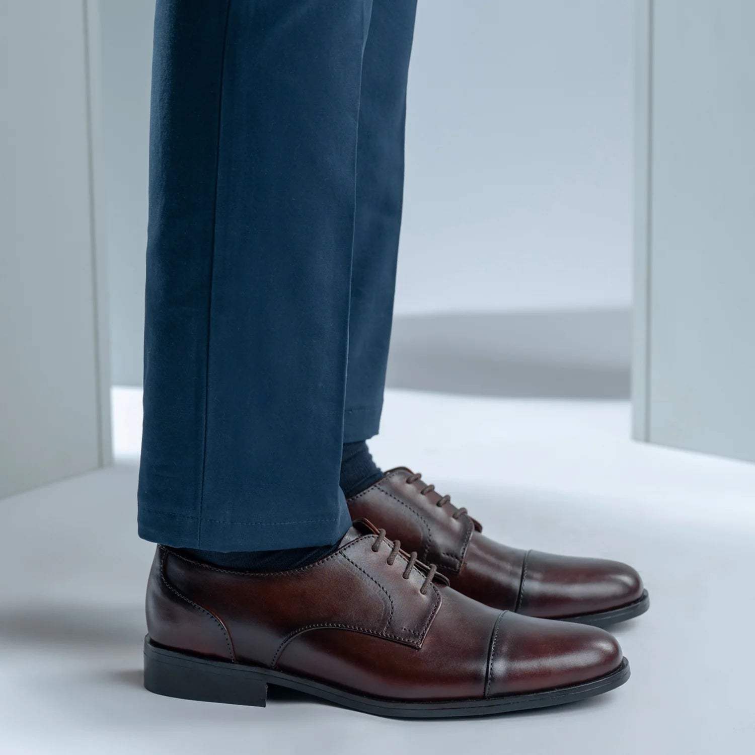 Orlaven Attorney Derby Burnished Brown Leather Shoes - StudGuard footwear image 6