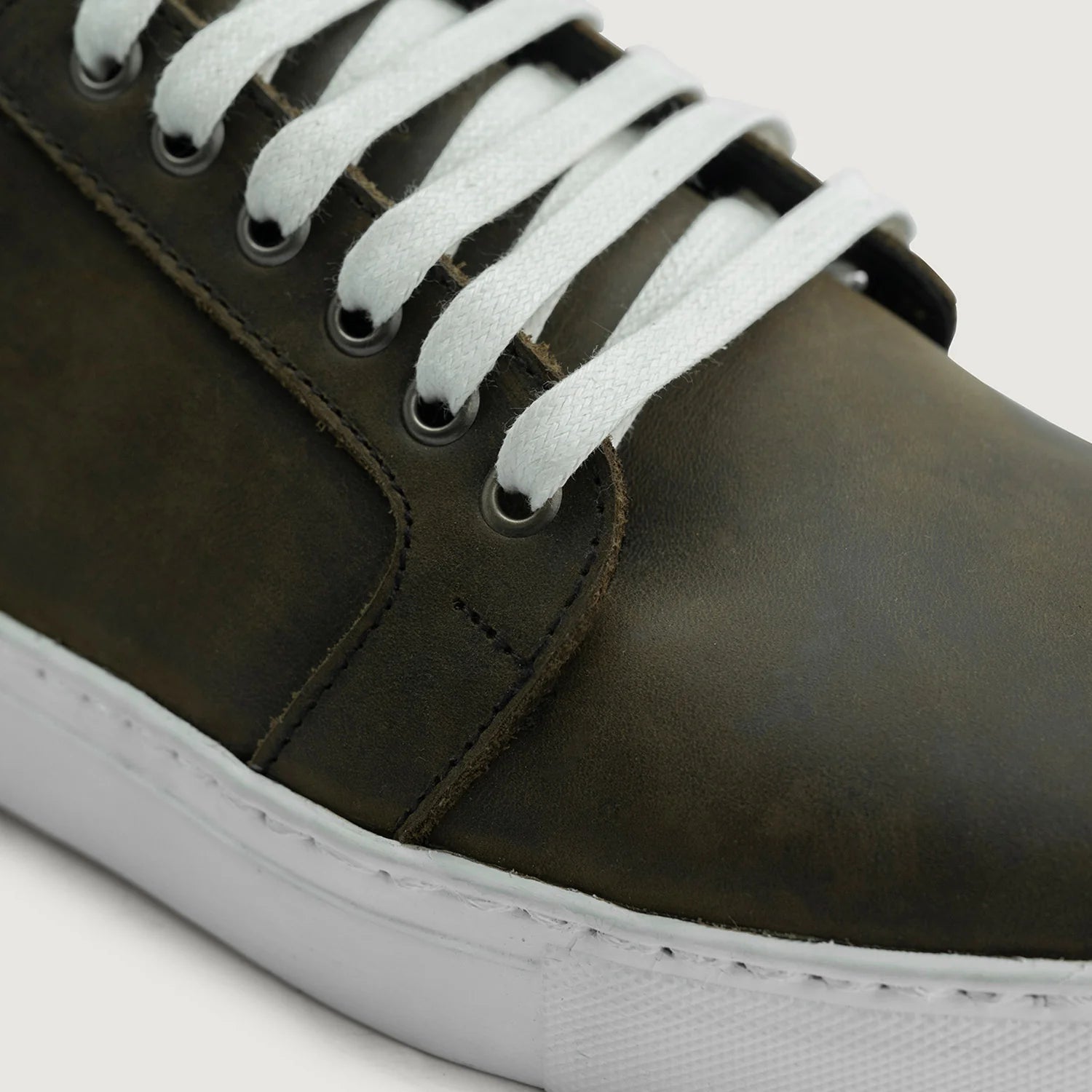 Orlaven Murphy Low Top Olive Pullup Leather Sneakers footwear image 5