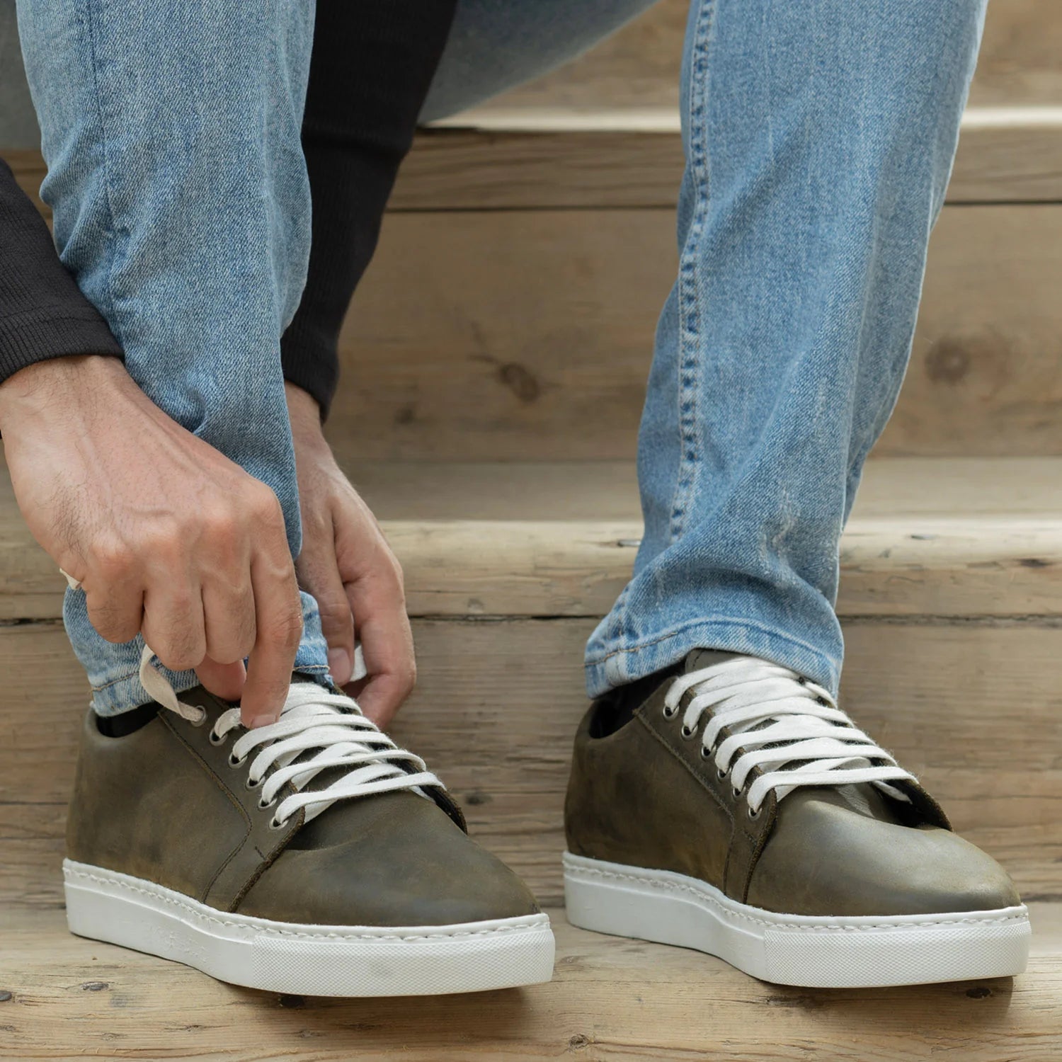Orlaven Murphy Low Top Olive Pullup Leather Sneakers footwear image 10