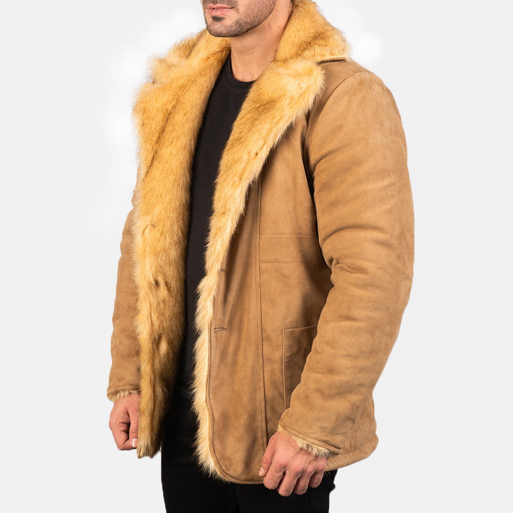 Close-Up Detail of Notch & Button Hardware on Men's Furlong Beige Leather Coat