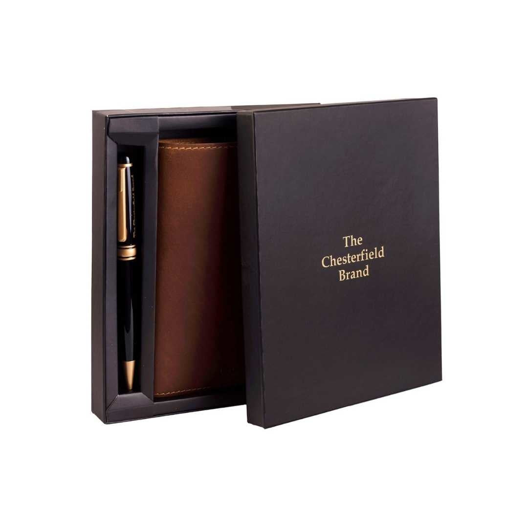 Giftset Leather Writing Case and Pen (Passport holder), detail view 1