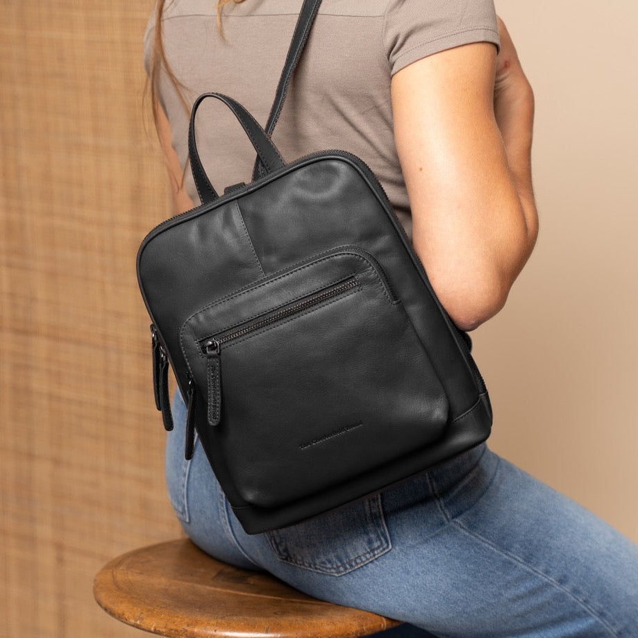 Black Leather Backpack Floran, product view 2