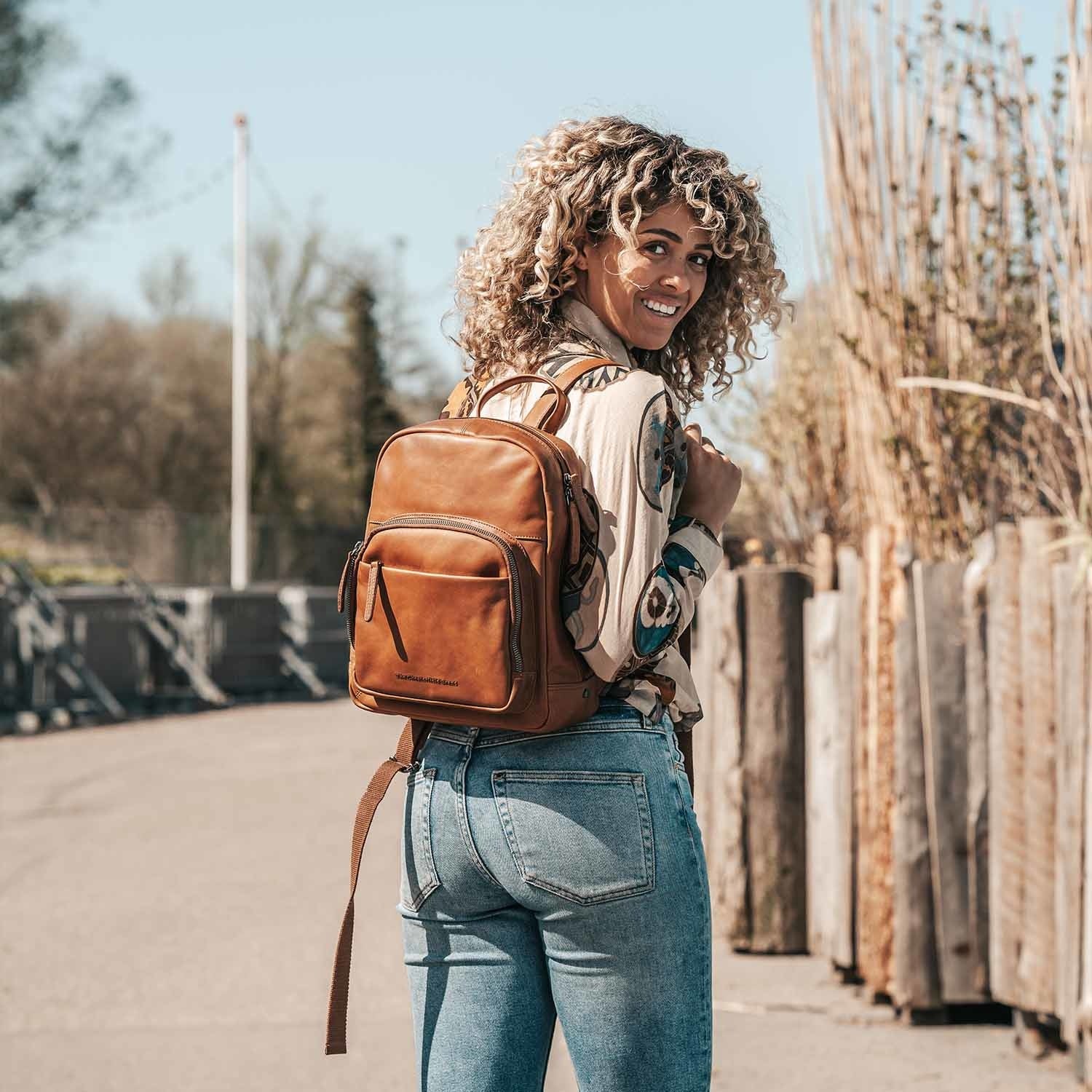 Cognac Leather Backpack Santana, product view 3