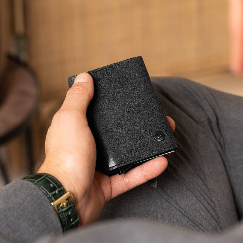 Black Leather Card Holder Gabriela, front view