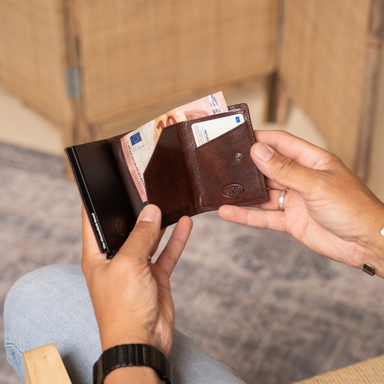 Brown Leather Card Holder Paris, product view 3