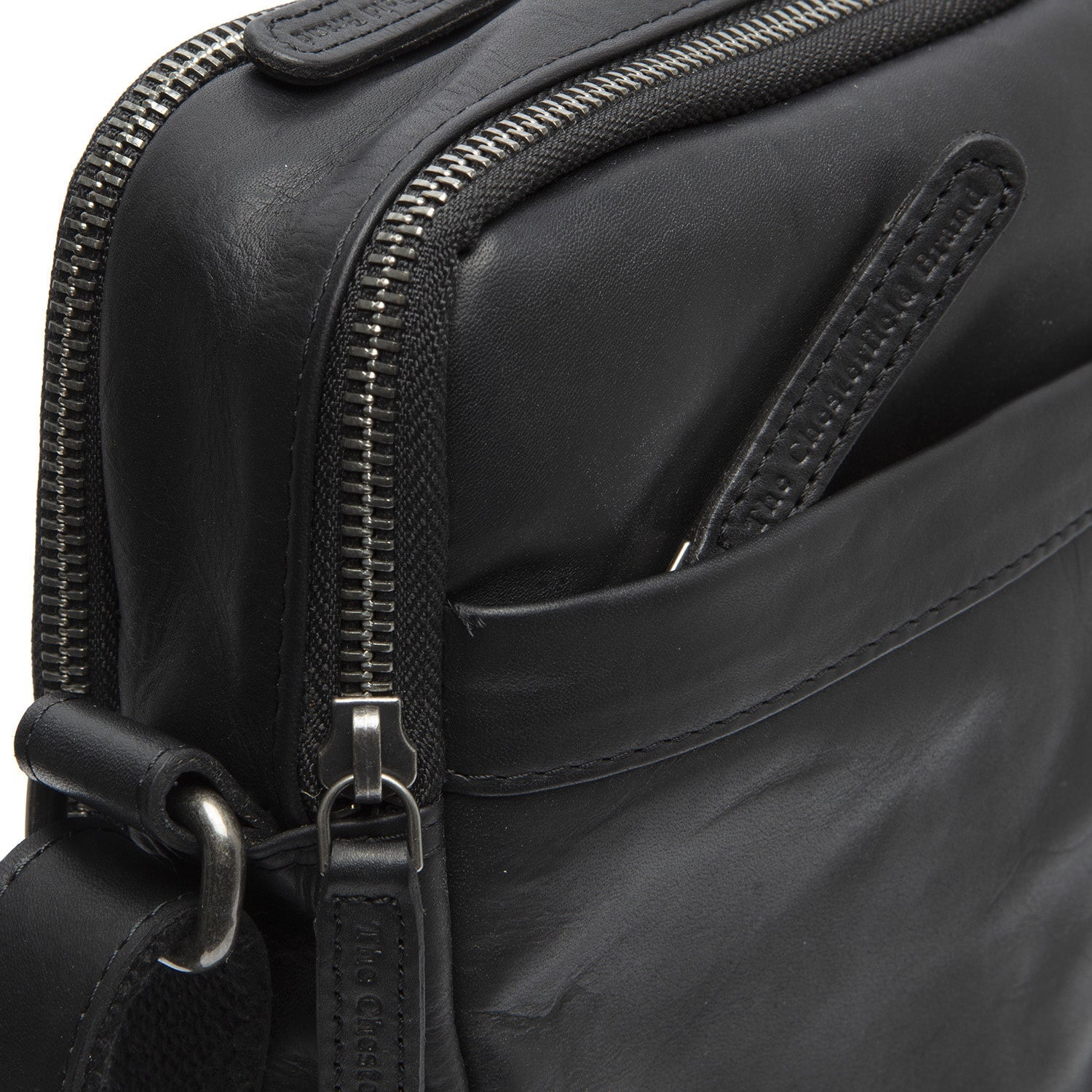 Black Leather Crossbody Bag Alva, detail view 1