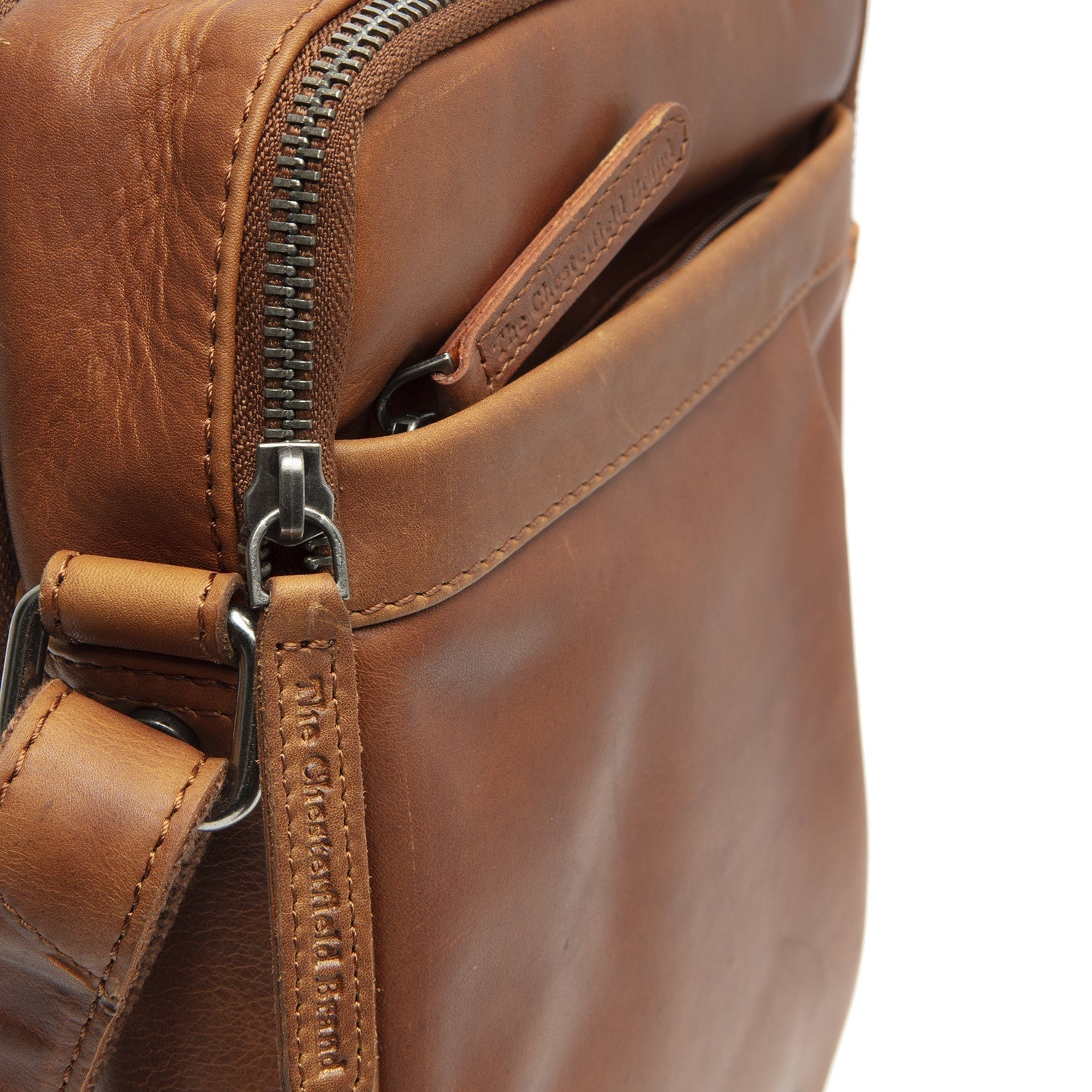 Cognac Leather Crossbody Bag Alva, detail view 4