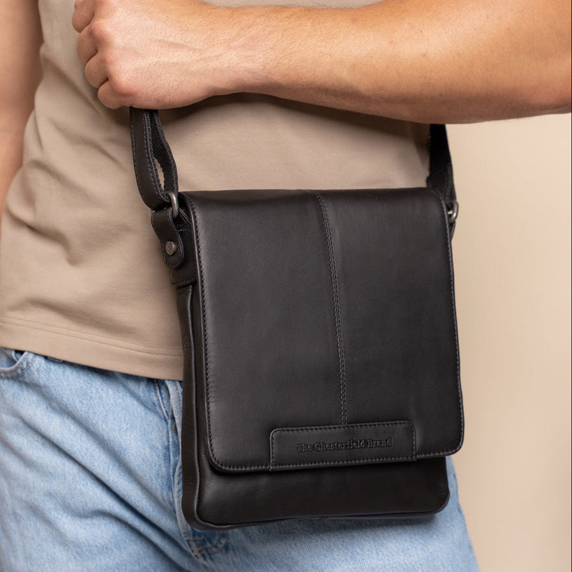 Black Leather Crossbody Bag Bodin, front view