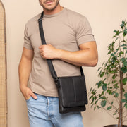 Black Leather Crossbody Bag Bodin, product view 3