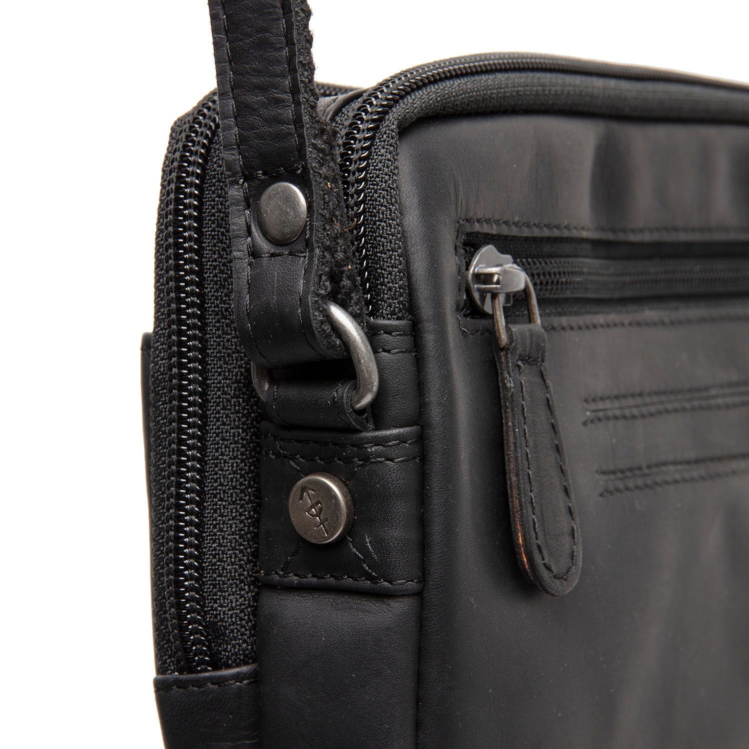 Black Leather Crossbody Bag Ellon, detail view 3