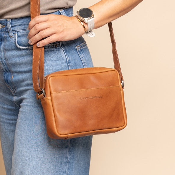 Cognac Leather Crossbody Bag Westmere, product view 2