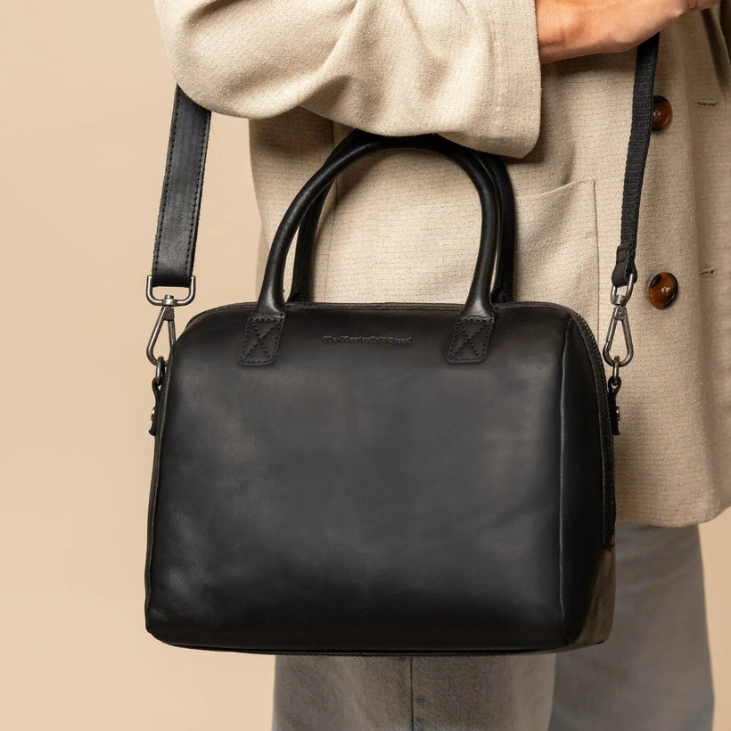 Black Leather Handbag Langton, front view