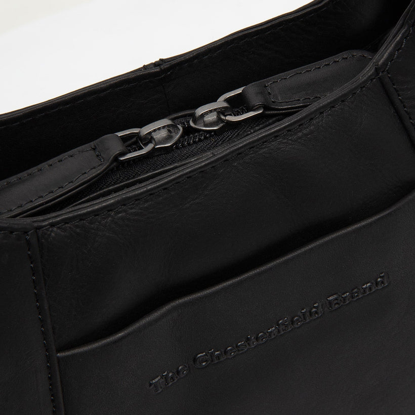 Black Leather Handbag Lunera, front view