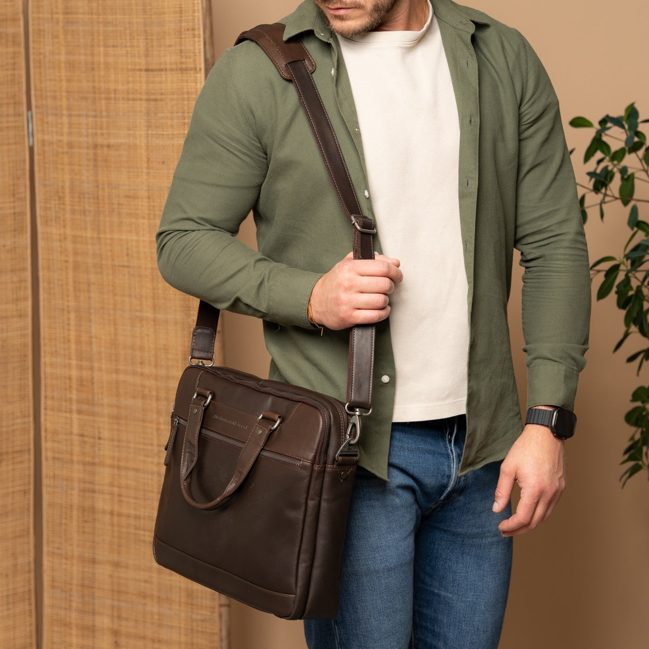 Brown Leather Laptop Bag Montara, detail view 1