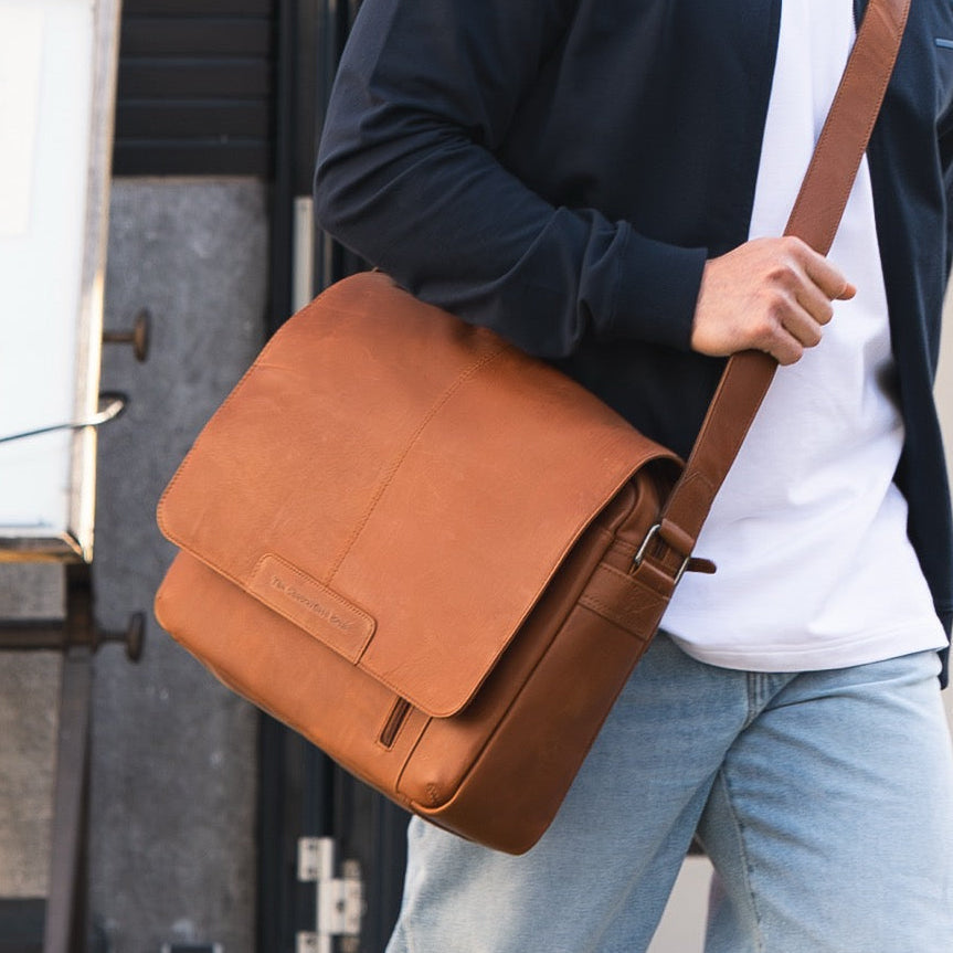 Cognac Leather Laptop Bag Richard, product view 2