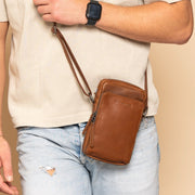 Cognac Leather Phone Bag Hamilton, product view 2