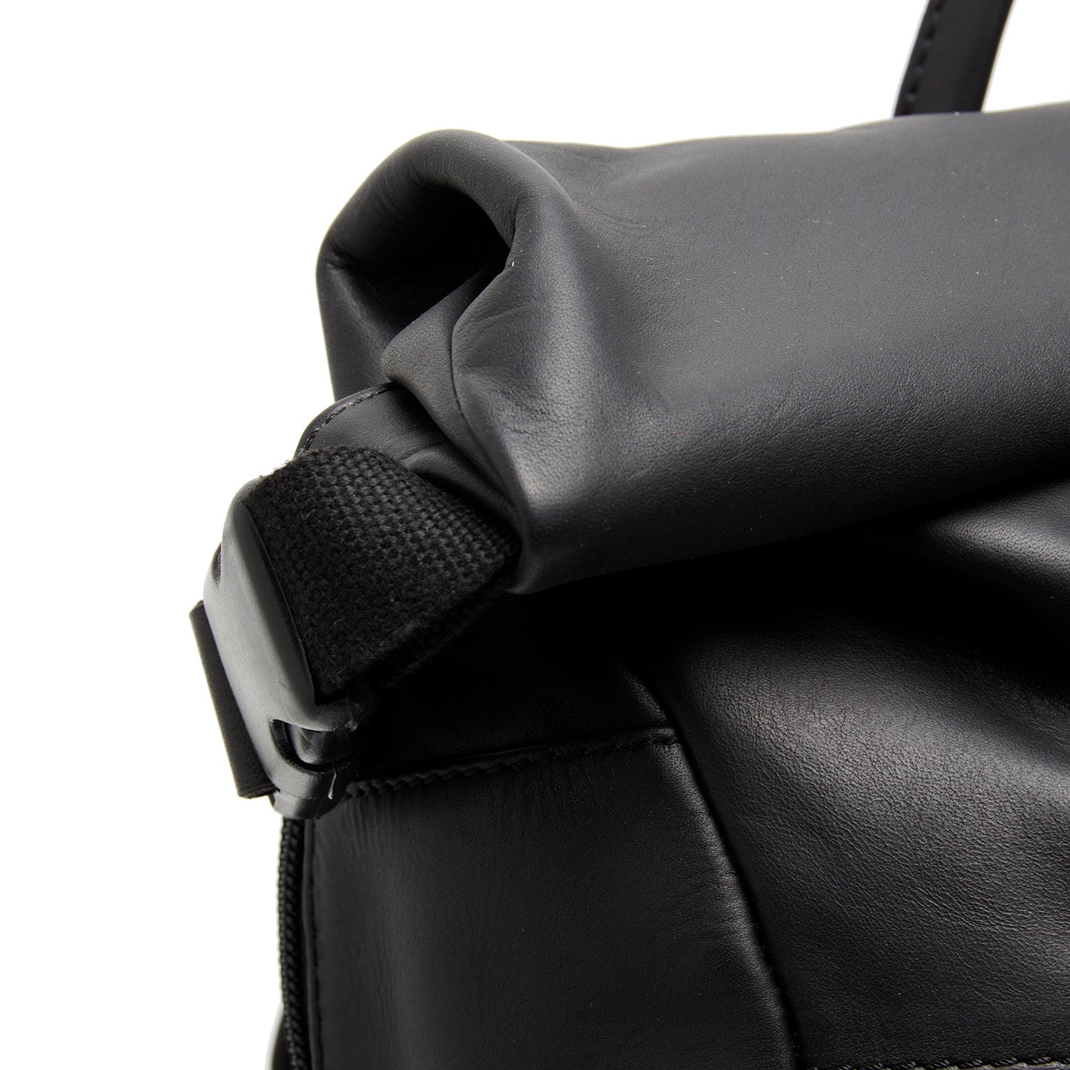 Black Leather Roll-top Backpack Mazara, product view 3