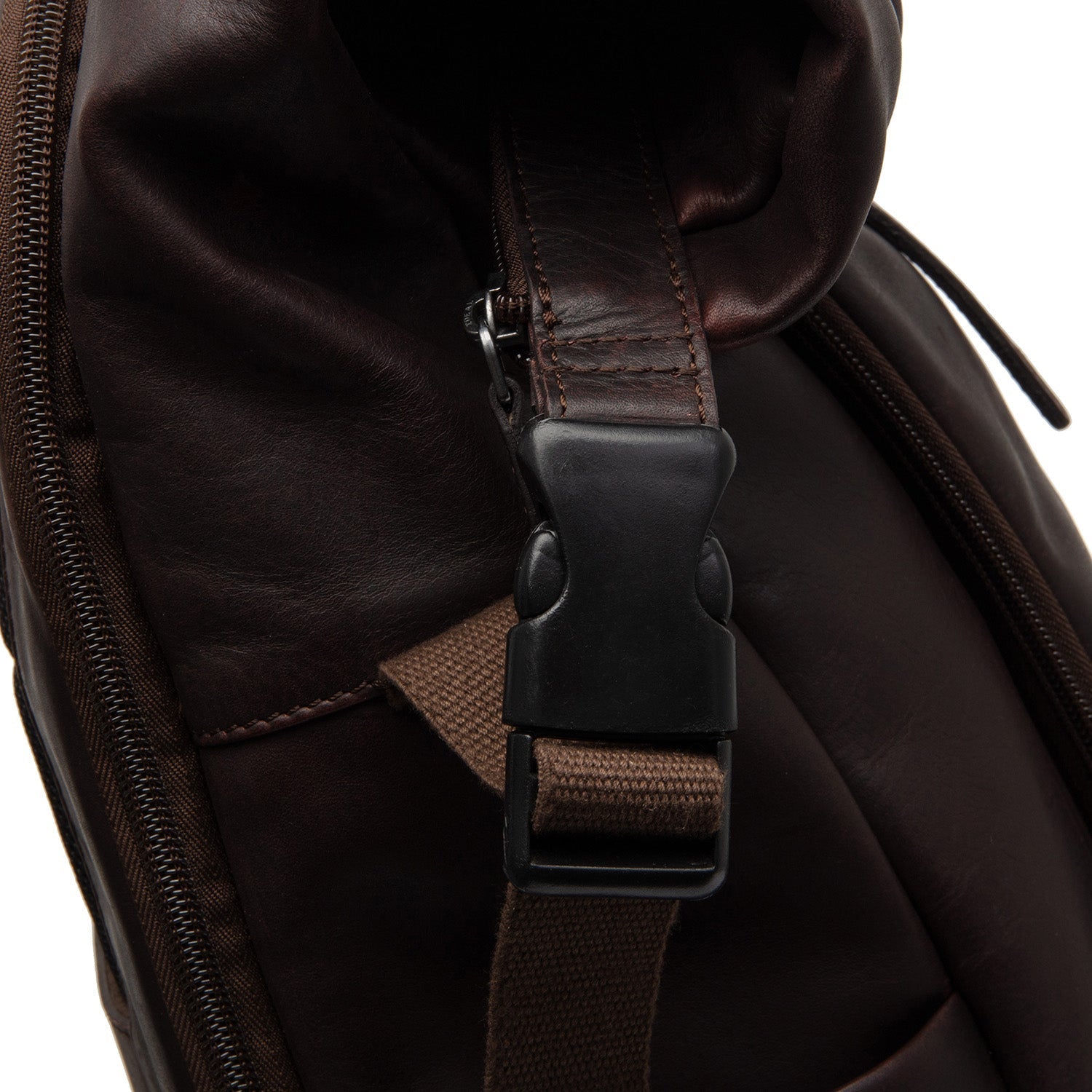 Brown Leather Roll-top Backpack Remo, detail view 5