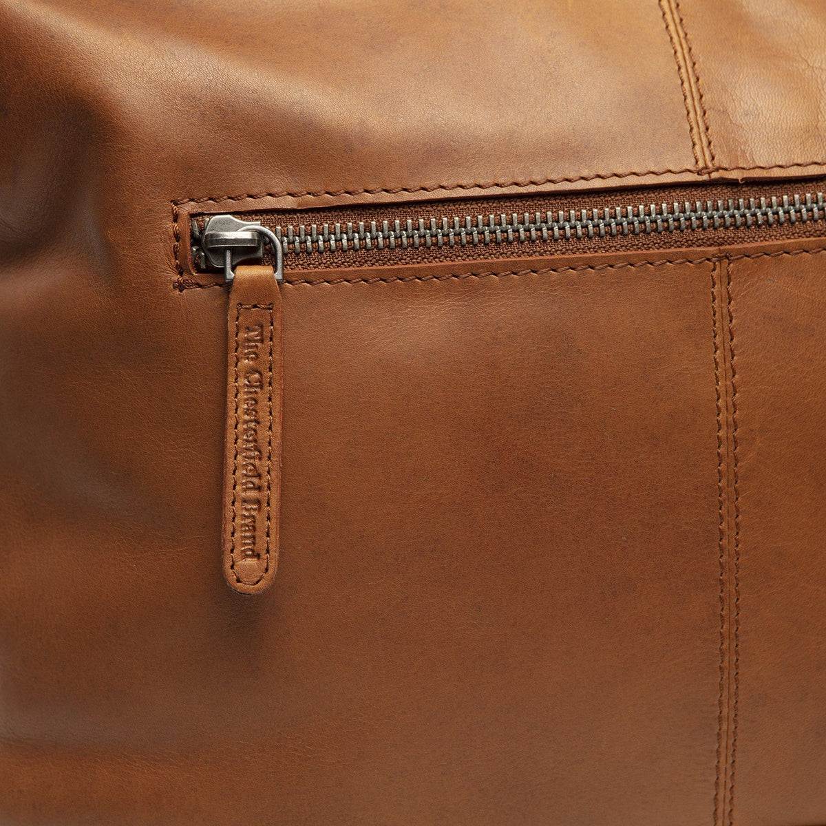 Cognac Leather Shoulder Bag Amelia, detail view 4