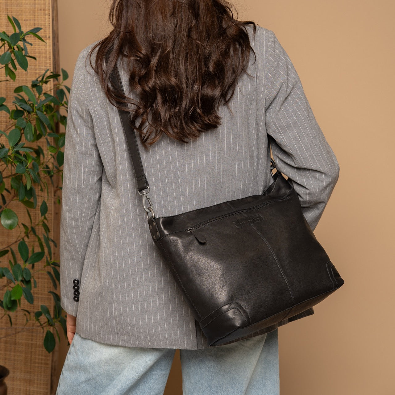 Black Leather Shoulder Bag Astero, product view 2