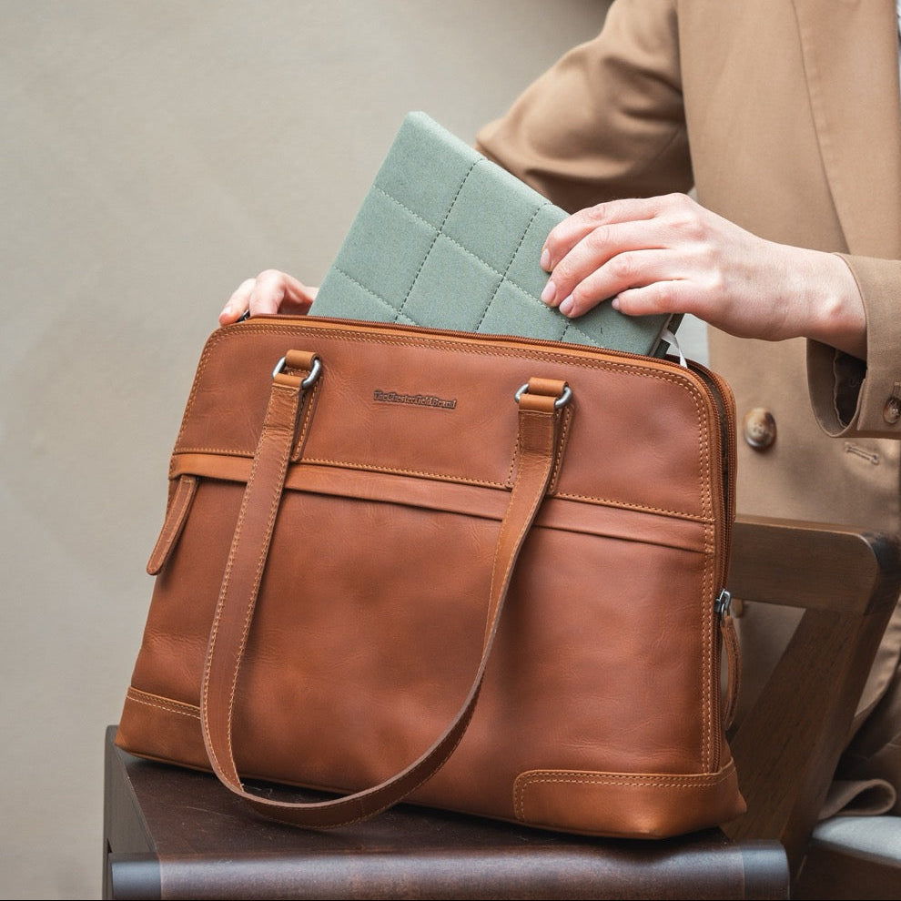 Cognac Leather Shoulder Bag Branson, product view 2