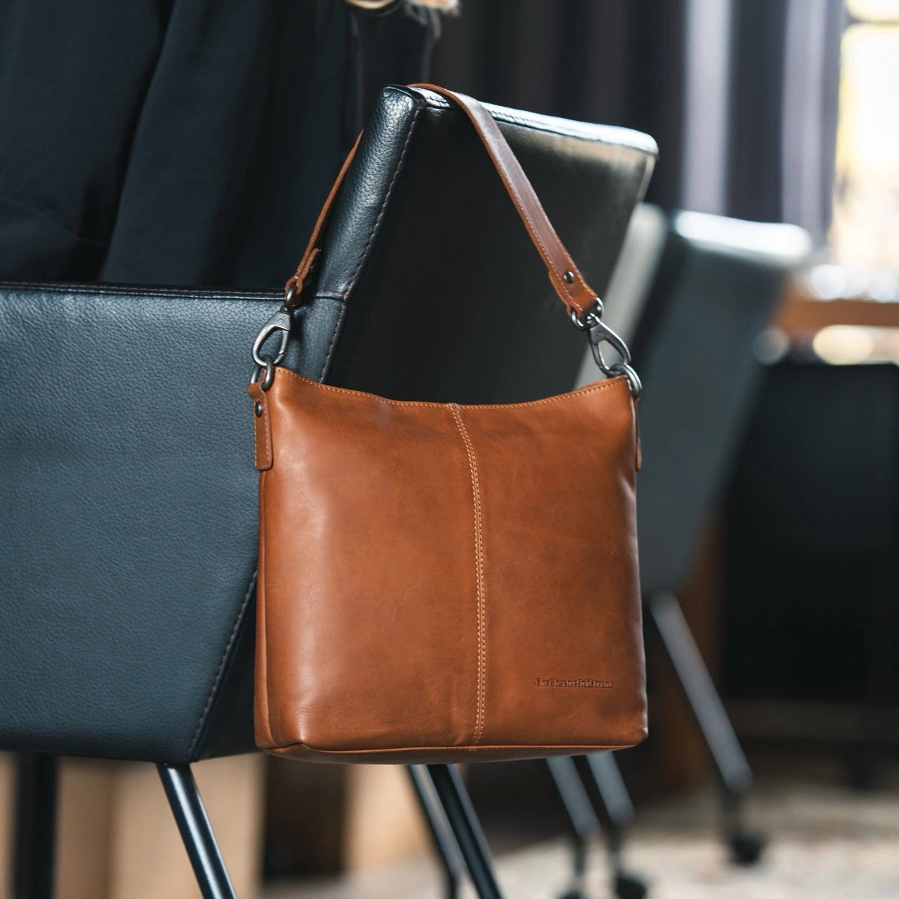 Cognac Leather Shoulder Bag Jen, product view 2