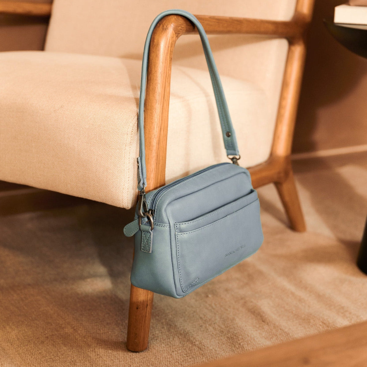 Liora Full-Grain Leather Shoulder Bag – alternate product view 2
