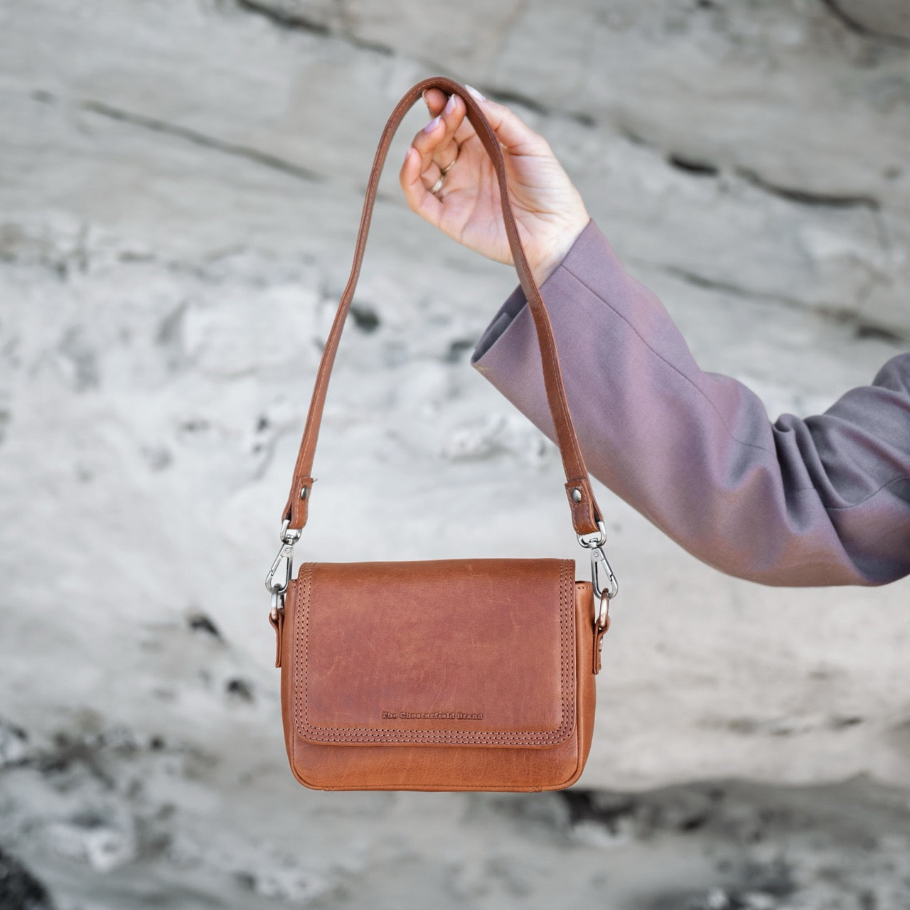 Cognac Leather Shoulder Bag Marcella, product view 2