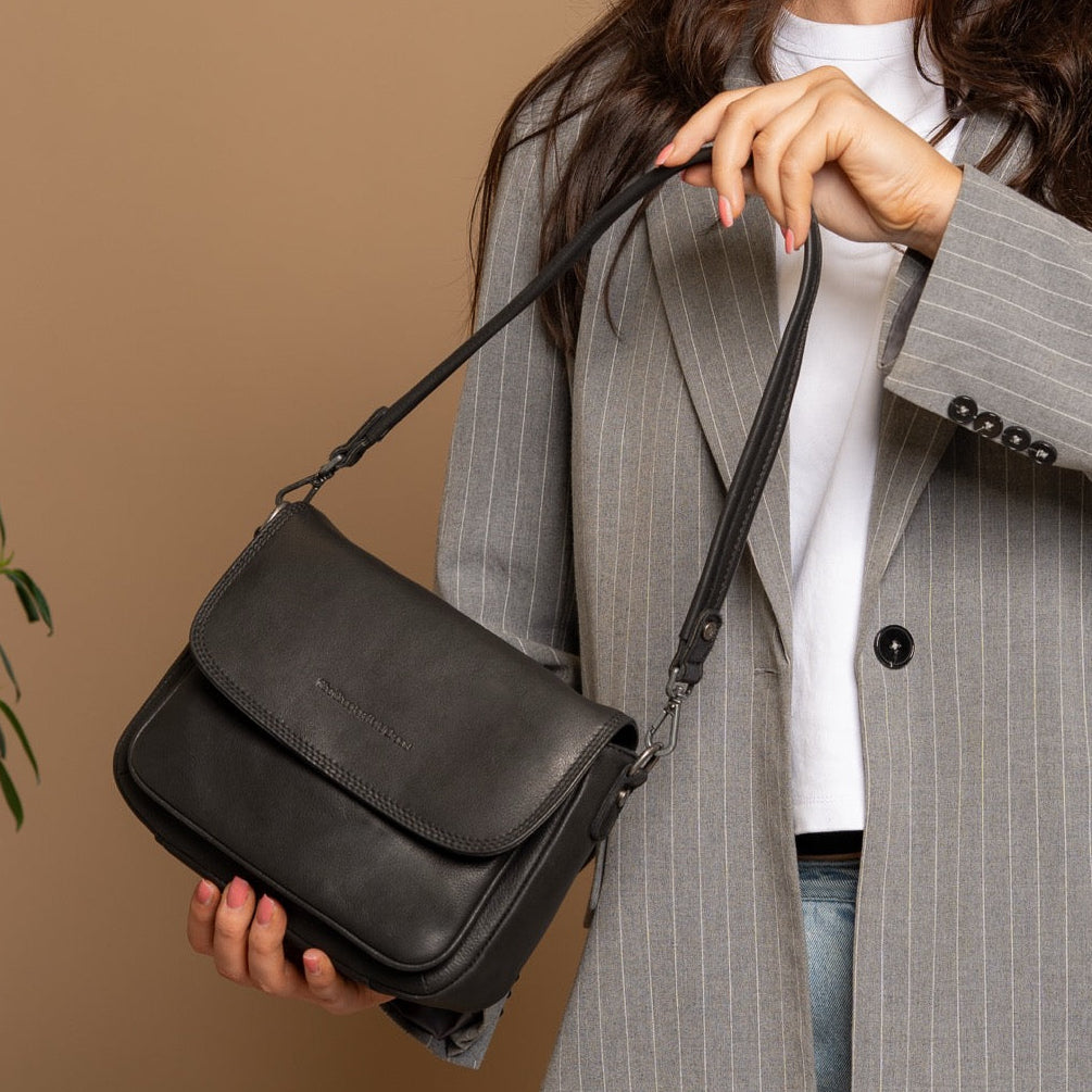 Black Leather Shoulder Bag Miloa, product view 2