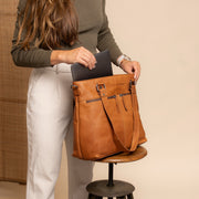 Cognac Leather Shoulder Bag Rome, product view 2