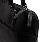 Black Leather Shoulder Bag Selvino, detail view 3