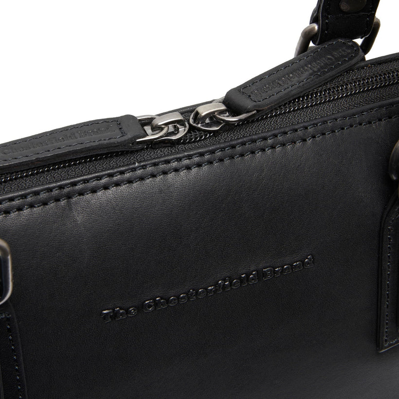 Black Leather Shoulder Bag Viamonte, front view