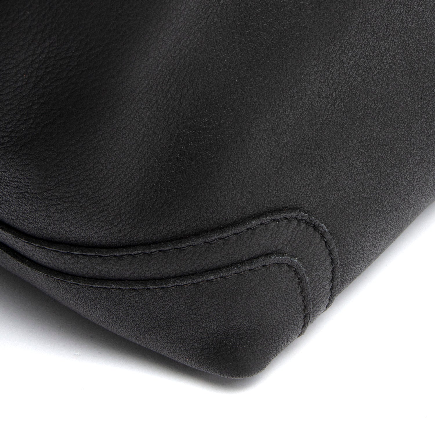 Black Leather Shoulder Bag Zarita, detail view 4