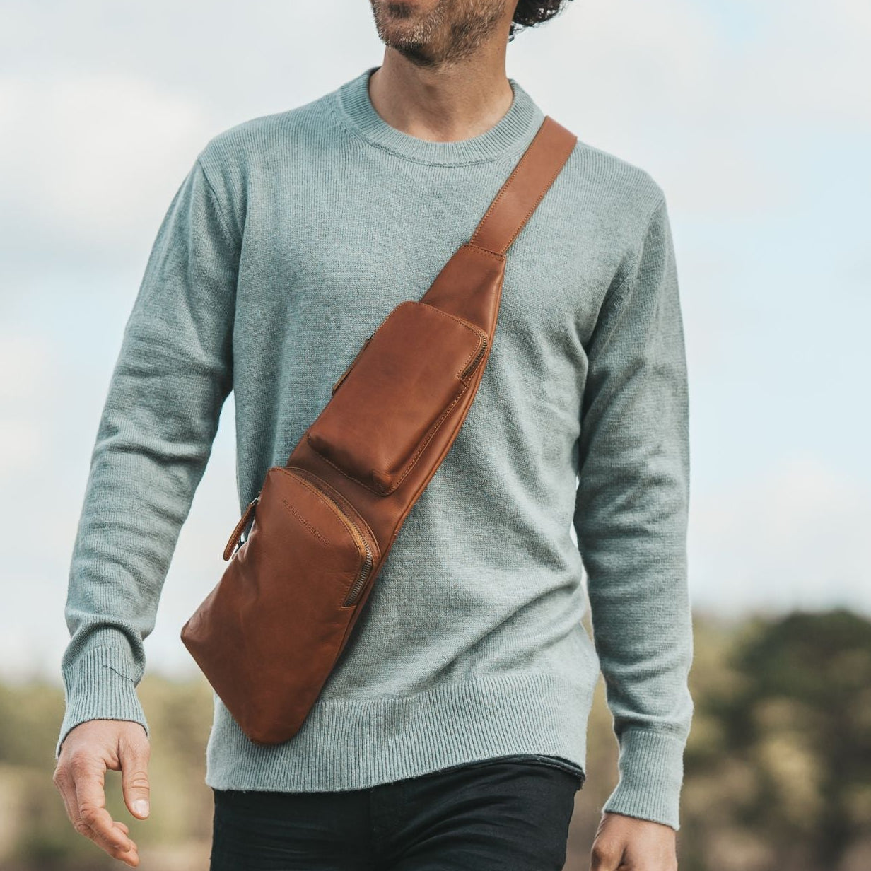 Cognac Leather Sling Bag Logan, product view 2