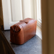 Cognac Leather Toiletry Bag Biassa, product view 2