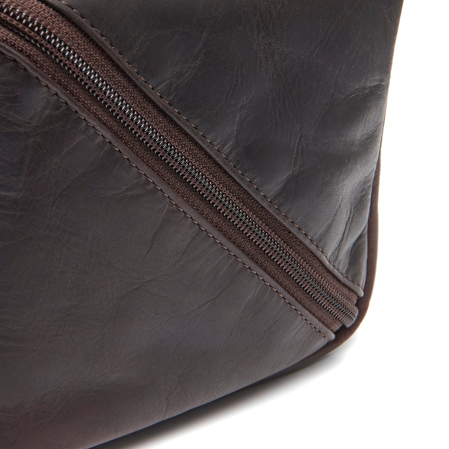 Brown Leather Toiletry Bag Elmia, detail view 3