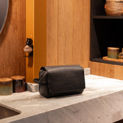 Black Leather Toiletry Bag Rosario, product view 2