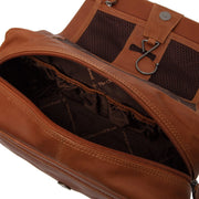 Cognac Leather Toiletry Bag Rosario, detail view 4